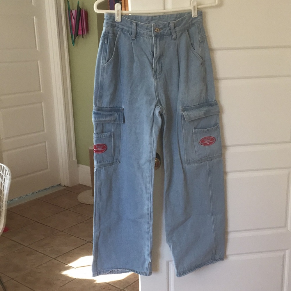 Women’s Shein XS Petite Wake Jeans W 26, L 37 1/2